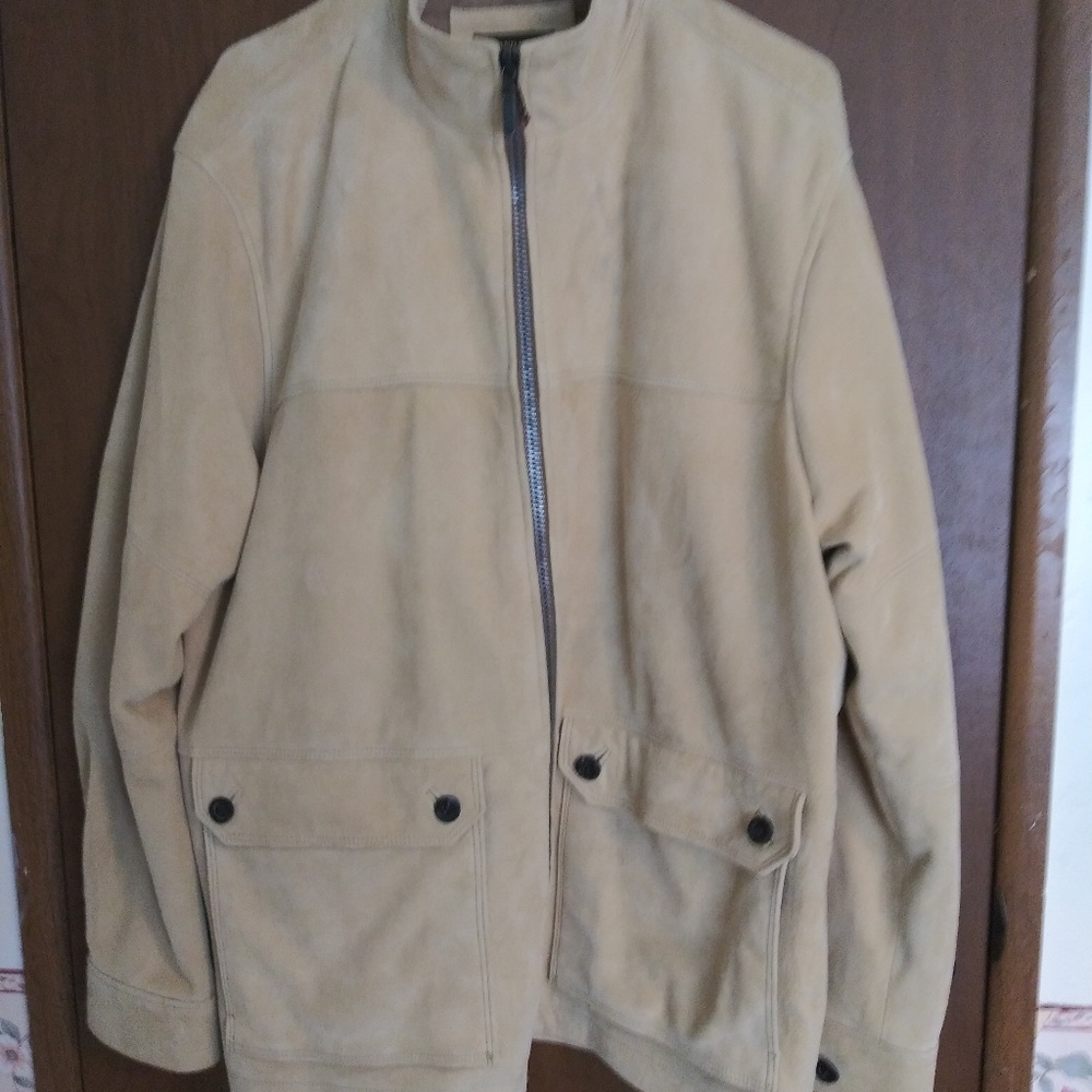 Leather jacket - Picture 8 of 8